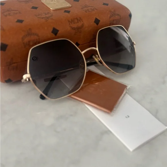 MCM Square-Frame Visetos-Print Sunglasses With Brown Case/Cleaning Cloth